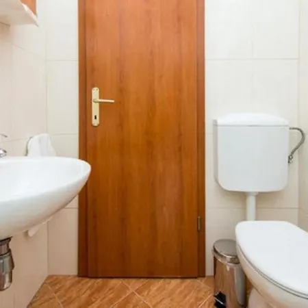 Captain - One Bedroom With Terrace *