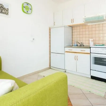 Captain - One Bedroom With Terrace *